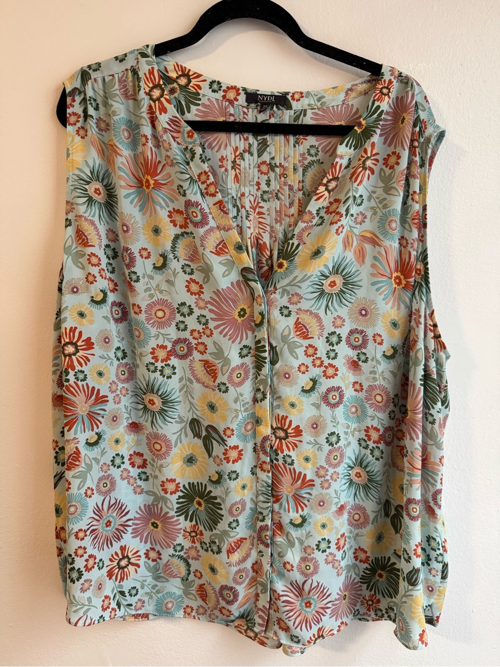 NYDJ Mint Floral Button-Front Sleeveless Blouse
